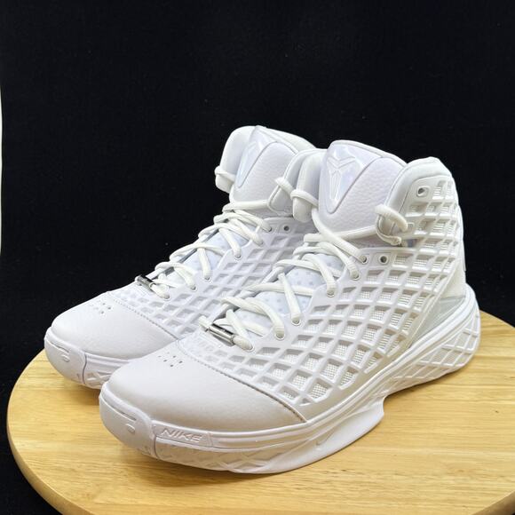 Mens Size 12.5 Nike Kobe III Protro White Silver Basketball Shoes HM4351 100 NEW - Picture 2 of 8